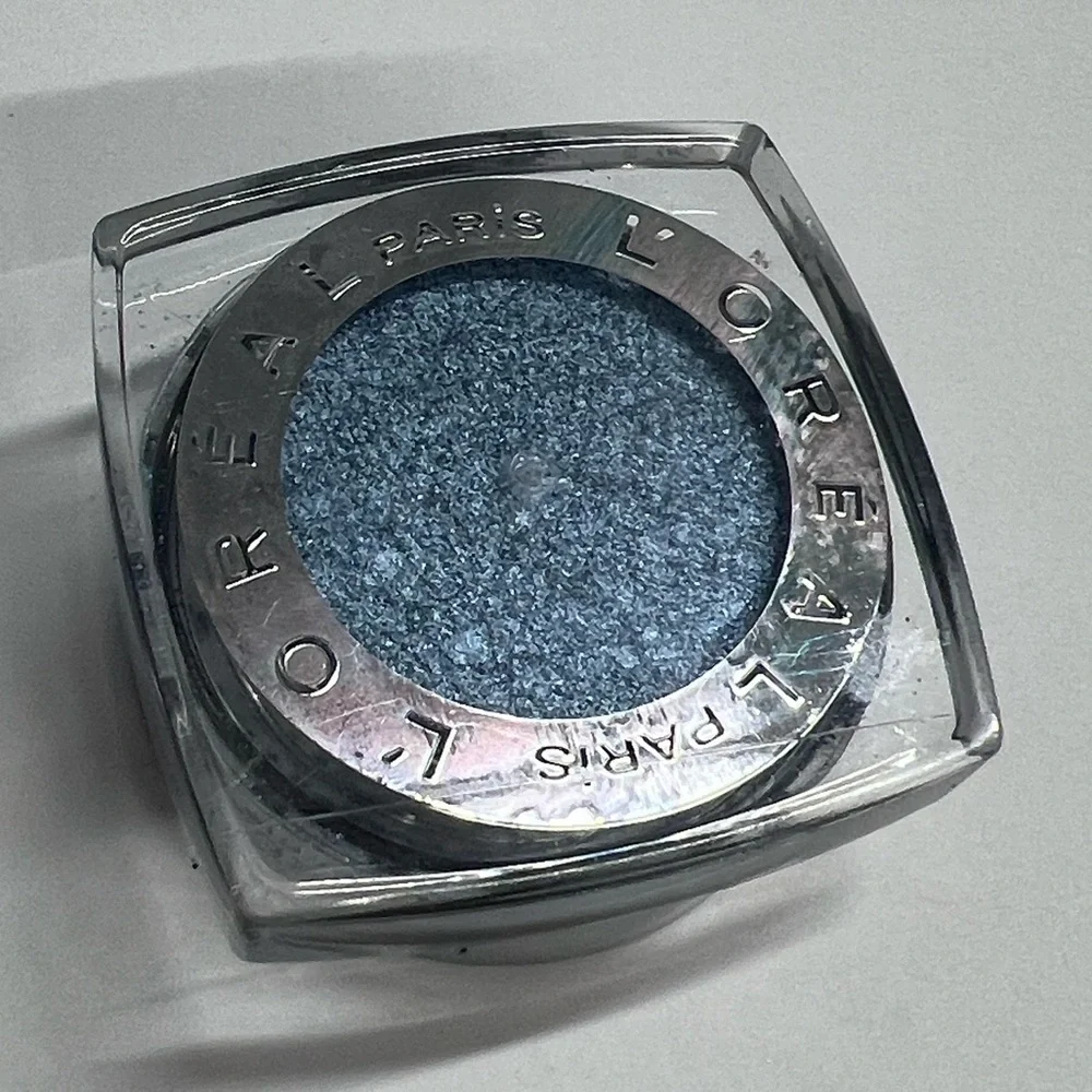 L’Oréal Guilded Envy Timeless Blue Spark Infalible 24 hr Eyeshadow Pot